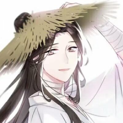 杨絮着火引燃民房 村民集体救火